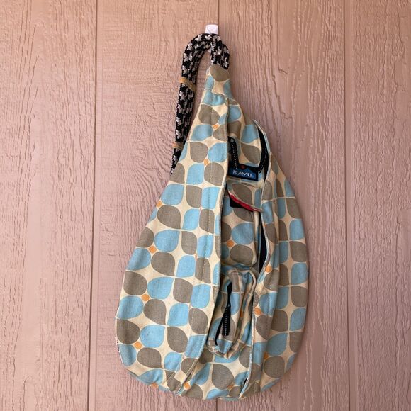 KAVU Women's Rope Sling Bag Floral Crossbody Backpack hiking hippie adventure - Picture 1 of 9